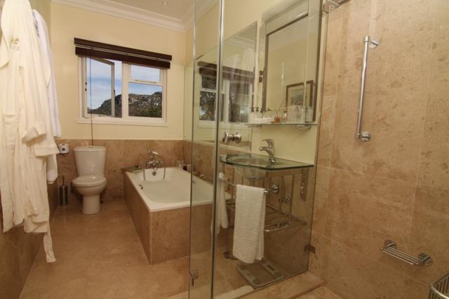 To Let 3 Bedroom Property for Rent in St James Western Cape